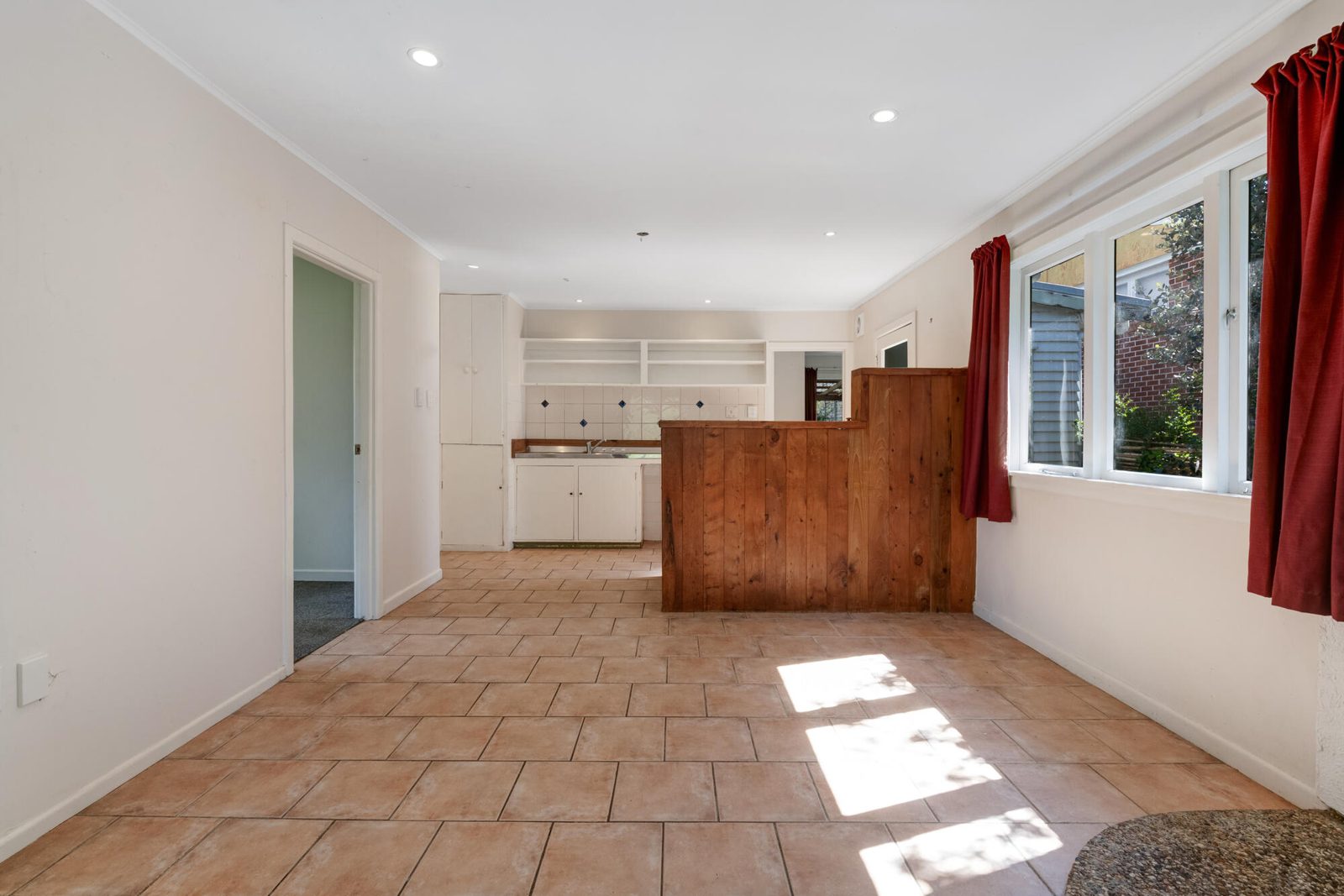 14 Blue Gum Avenue, Silverdale, photo 4