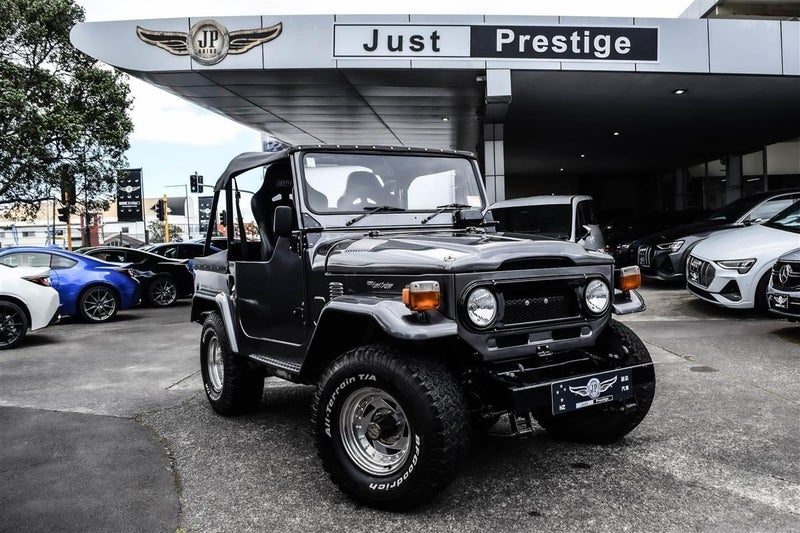 2012 Toyota Land Cruiser 5.7L V8 NZ New