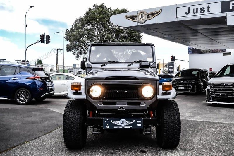2012 Toyota Land Cruiser 5.7L V8 NZ New, photo 2