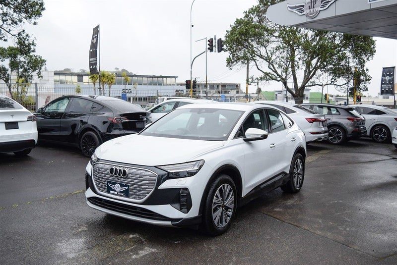 2025 Audi Q4 Sportback 45 E-TRON 210KW ADVANCED, photo 3