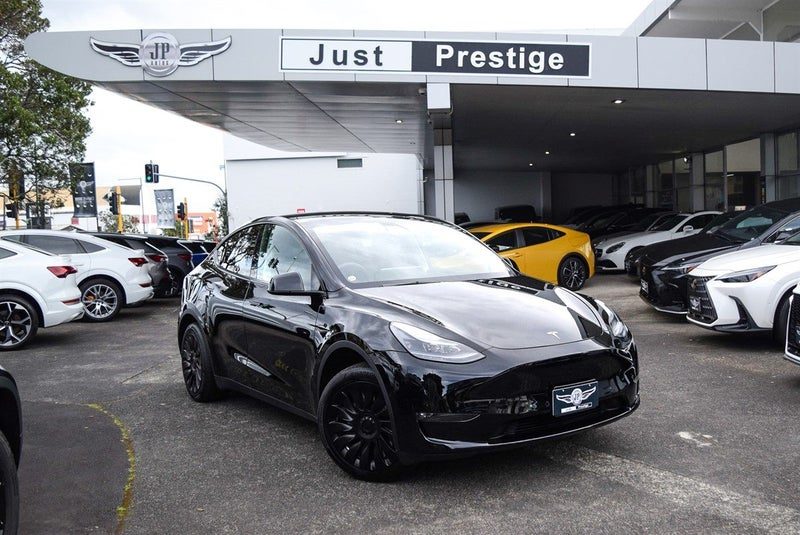 2024 Tesla Model Y Long Range Dual Motor AWD