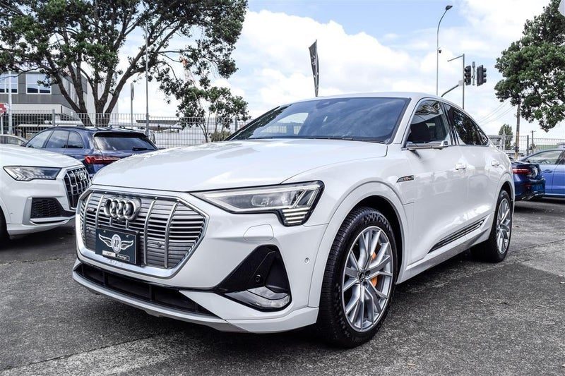 2021 Audi e-tron Sportback 300KW S line 55 Quattro, photo 3