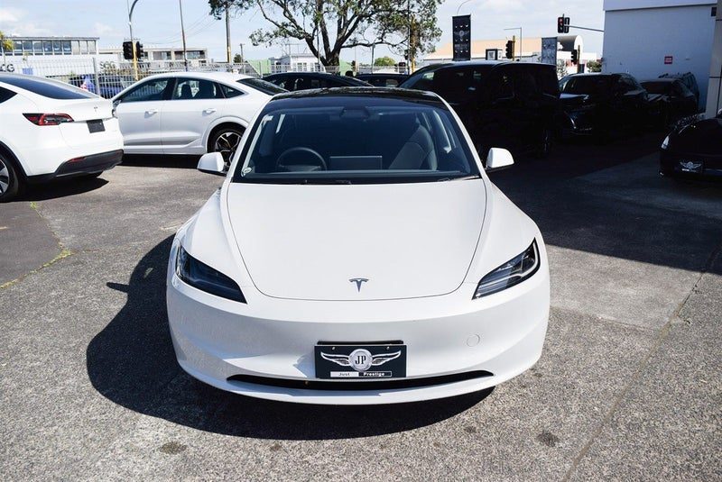 2024 Tesla Model 3 Highland RWD New Shape, photo 2