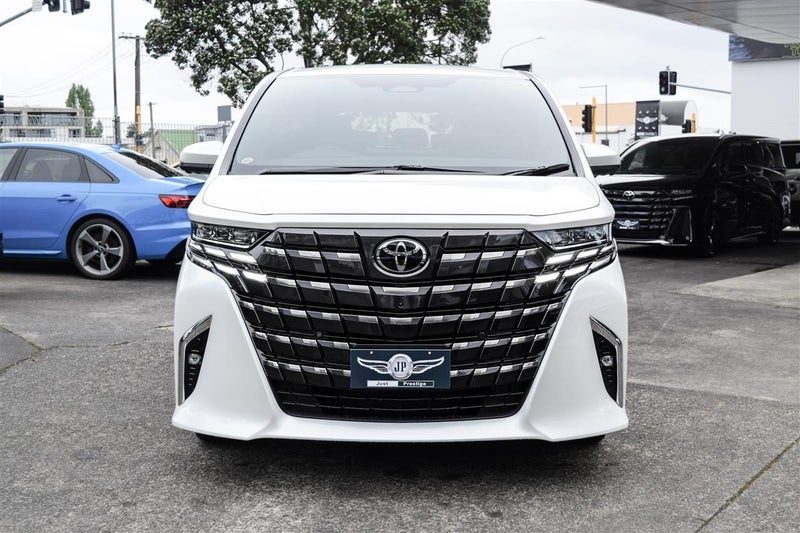 2026 Toyota Alphard Hybrid, photo 2