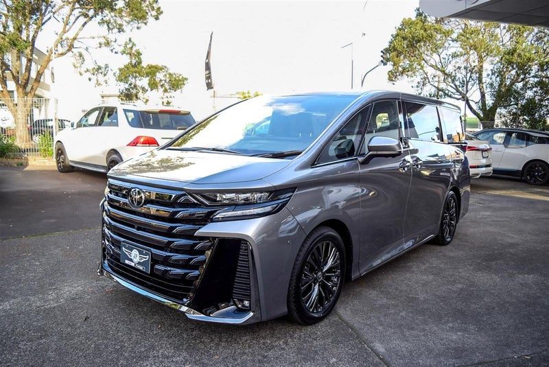 2026 Toyota Vellfire Hybrid, photo 3