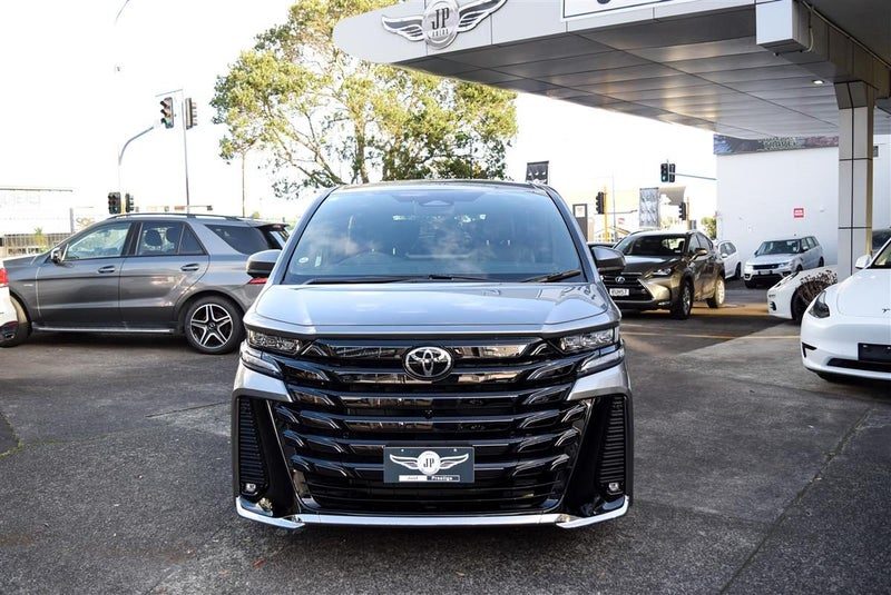 2026 Toyota Vellfire Hybrid, photo 2