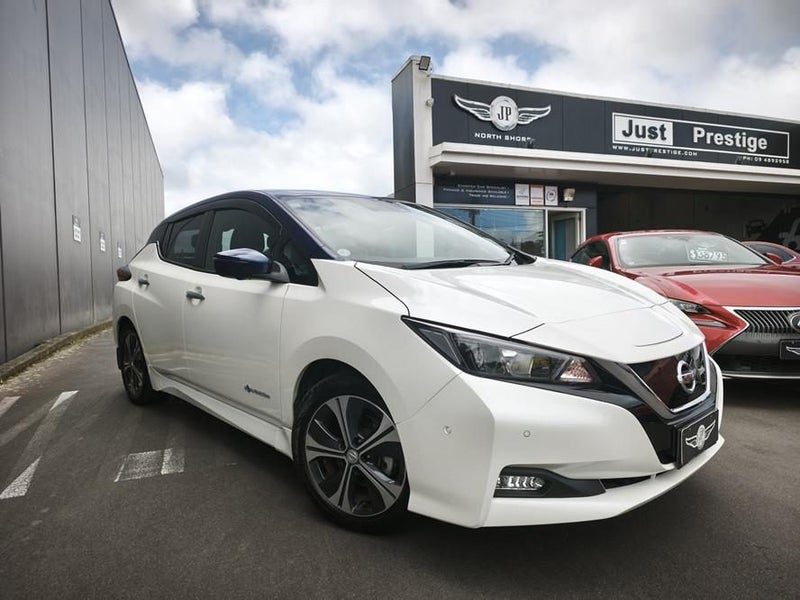 2018 Nissan Leaf X 10 Thousand Units Memorial