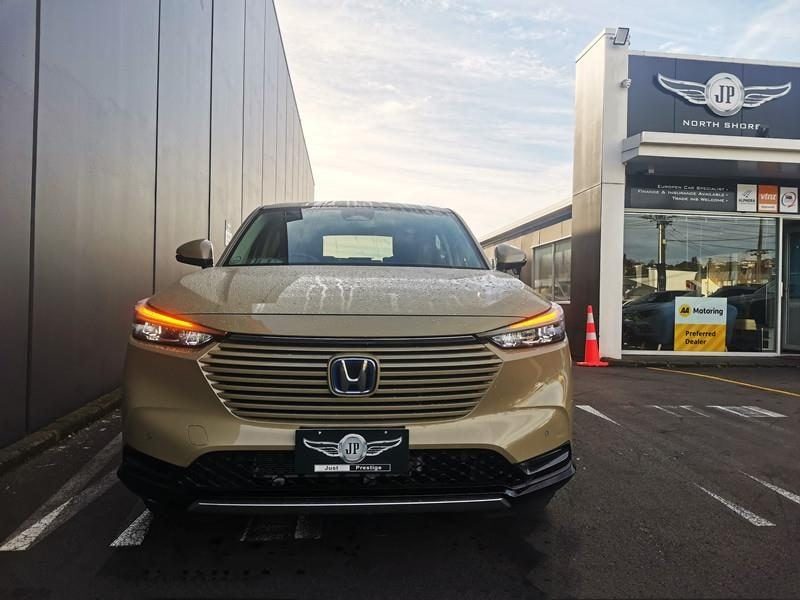 2021 Honda Vezel Z AWD High Spec / SALE!!, photo 2