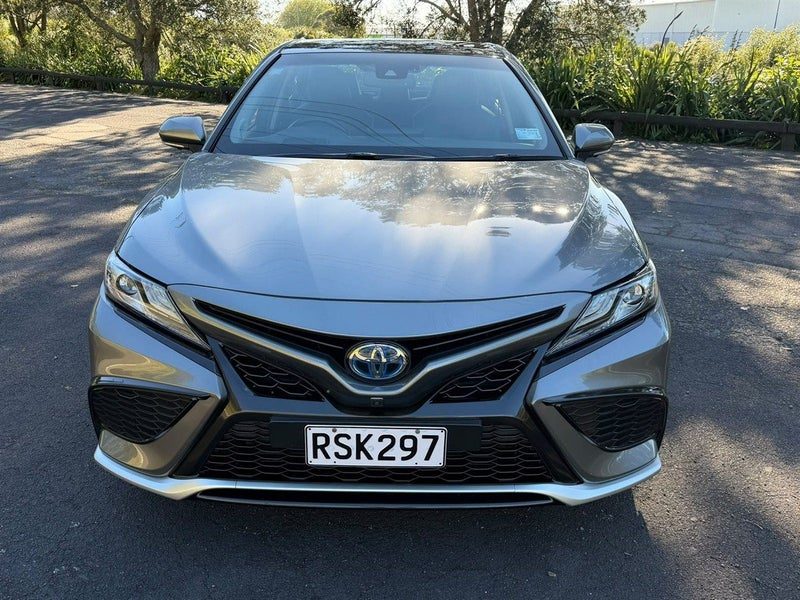 2021 Toyota Camry ZR, photo 2