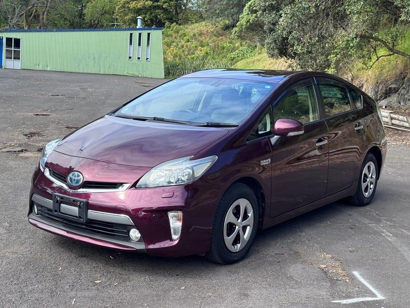 2013 Toyota Prius, photo 3