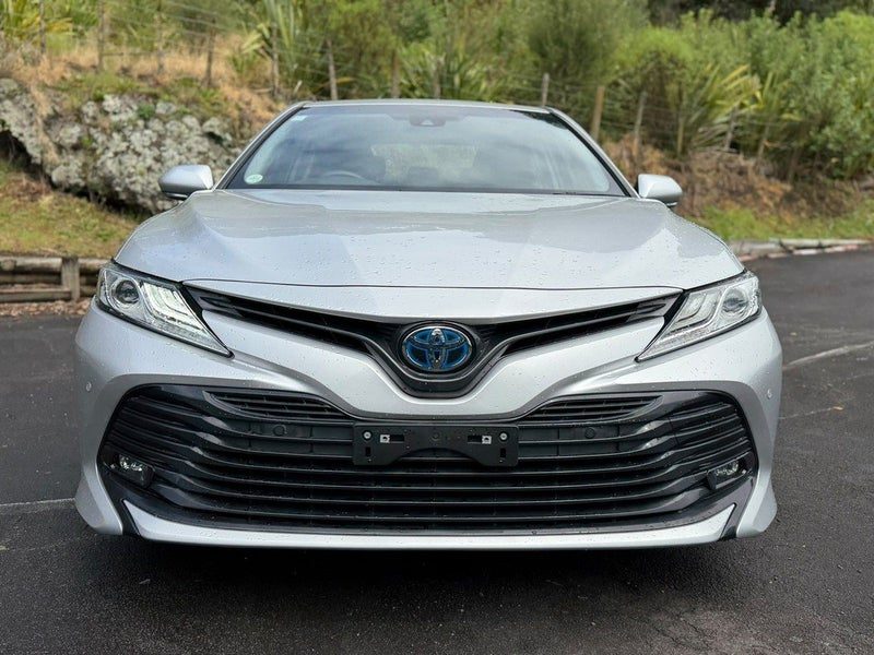 2021 Toyota Camry Low Kms Done ! CarPlay Radio !, photo 2