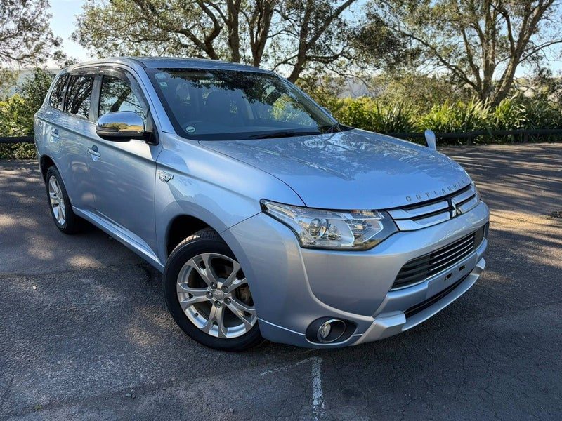 2015 Mitsubishi Outlander PHEV