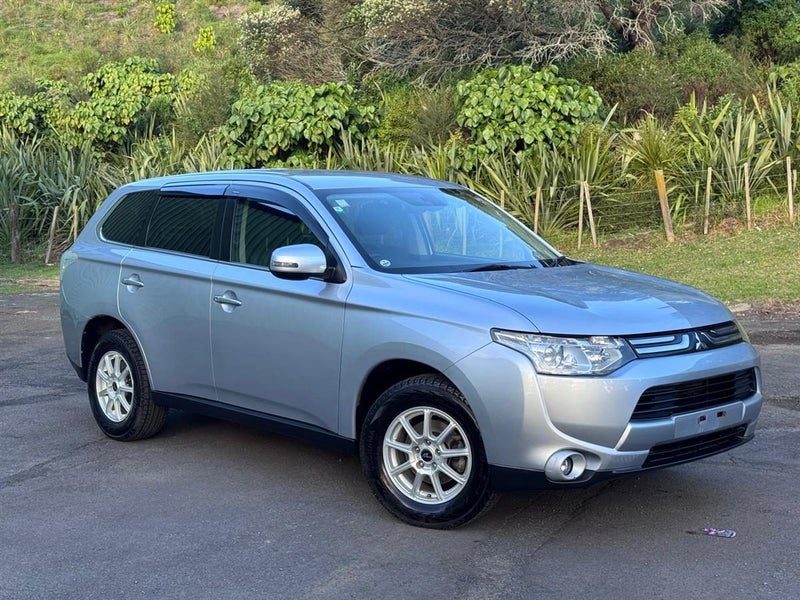 2013 Mitsubishi Outlander 7 Seater