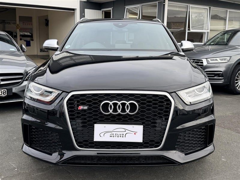 2015 Audi RS Q3 RS Q3 QUATTRO GRADE 4.5 LOW KMS, photo 2