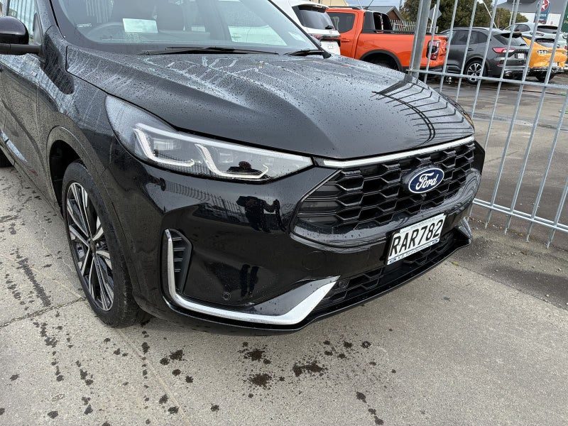 2025 Ford Escape ST-Line X AWD 2.5 FHEV, photo 3