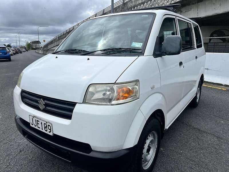 2015 Suzuki APV VAN 1.6 5DR, photo 2