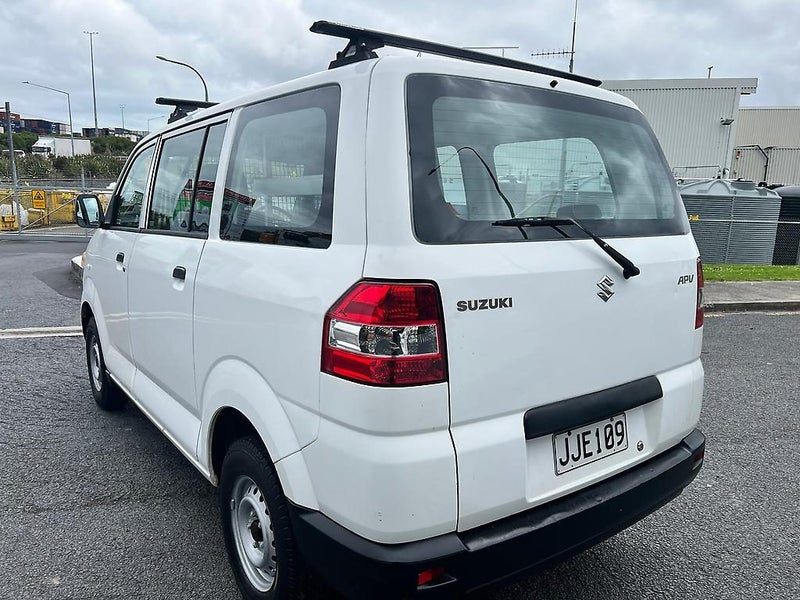 2015 Suzuki APV VAN 1.6 5DR, photo 3