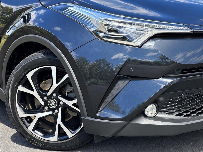 2017 Toyota C-HR G Limited Hybrid, photo 3