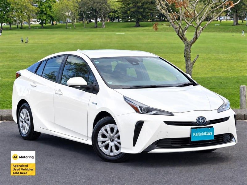 2020 Toyota Prius S TOURING SELECTION