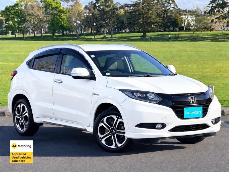 2015 Honda Vezel HYBRID Z, main photo
