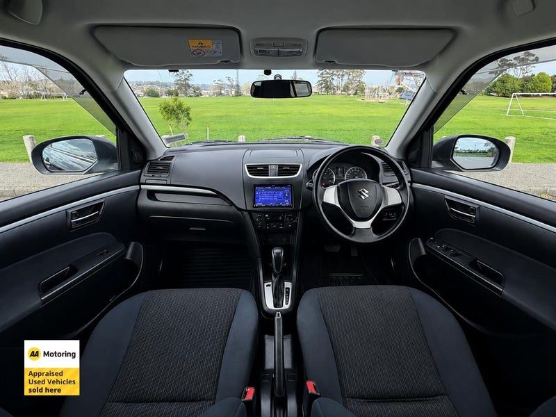 2013 Suzuki Swift XG, photo 3