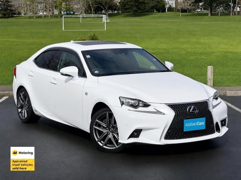 2014 Lexus IS 300h F sport