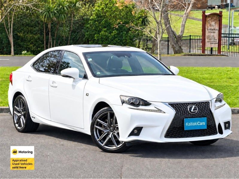 2013 Lexus IS 300h F sport