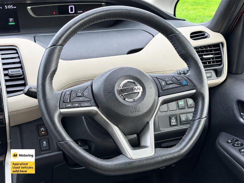 2016 Nissan Serena Highway Star G, photo 3