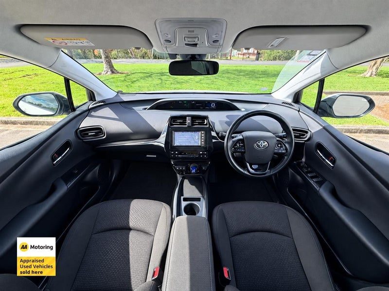 2019 Toyota Prius S, photo 3