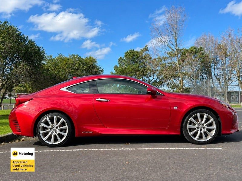 2015 Lexus RC300h Hybrid Sunroof, photo 3