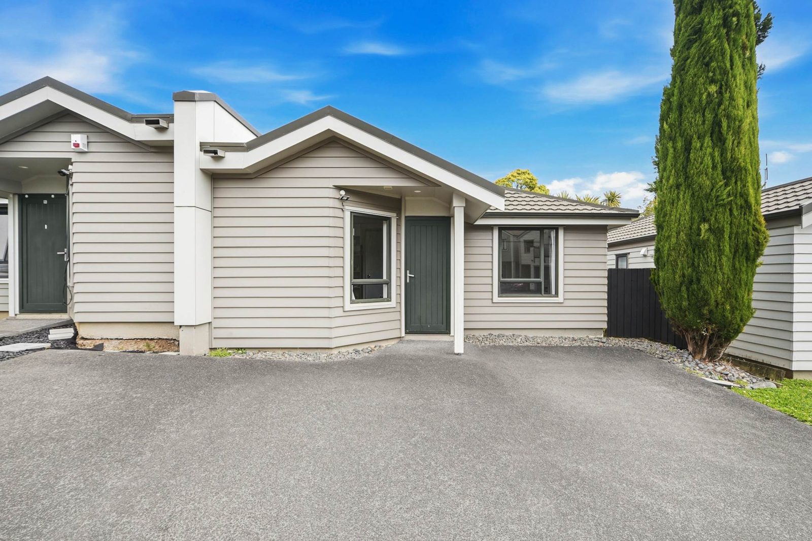 2/36 John Jennings Drive, Oteha