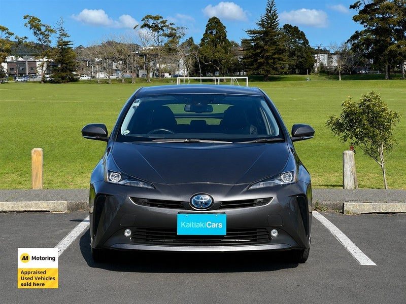 2020 Toyota Prius A Premium, photo 3