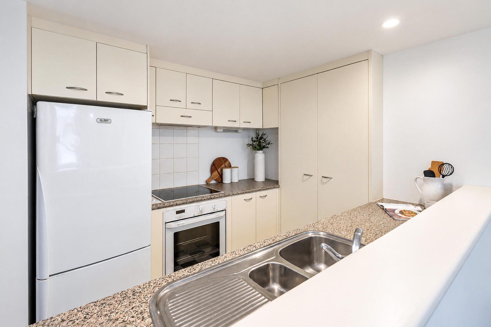 2I/3 Cheshire Street, Parnell, photo 3