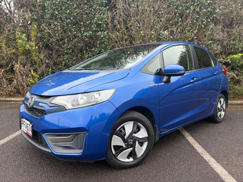 2013 Honda Fit Hybrid, photo 3