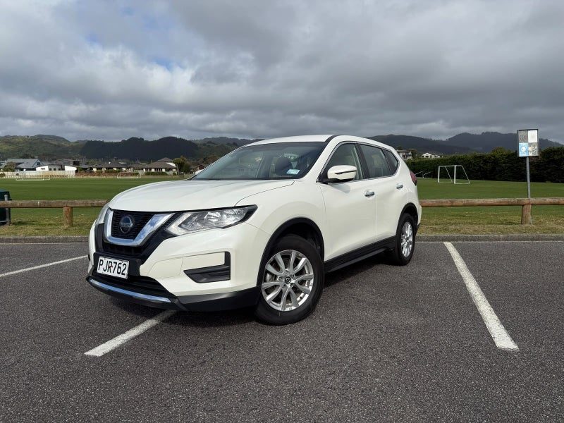 2022 Nissan X-Trail St, photo 3