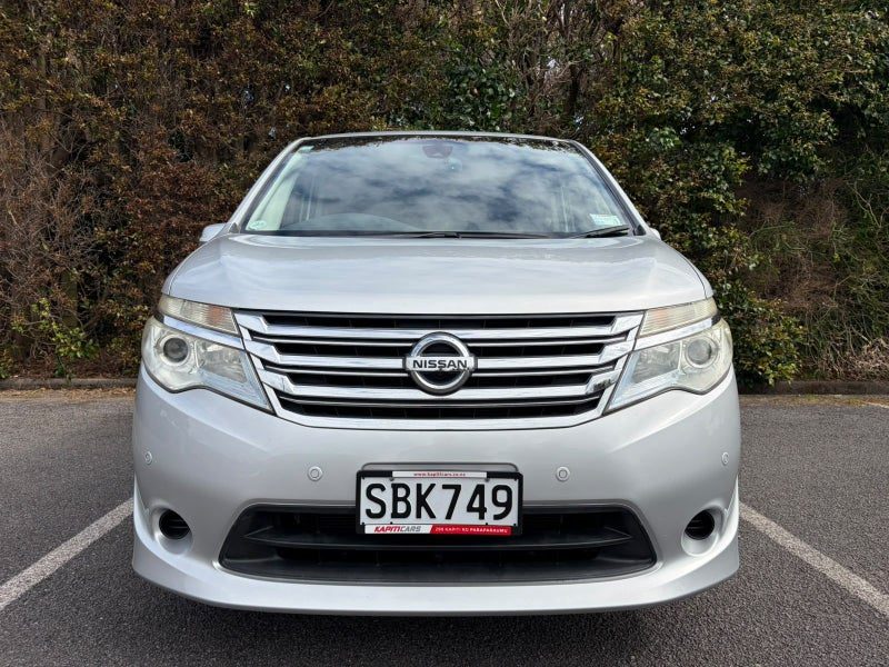 2016 Nissan Serena, photo 2