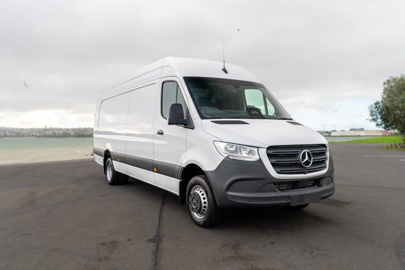 2026 Mercedes-Benz Sprinter Van 519 ELWB, photo 3