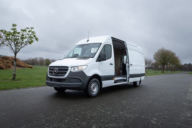 2026 Mercedes-Benz Sprinter 315 LWB Van, photo 2