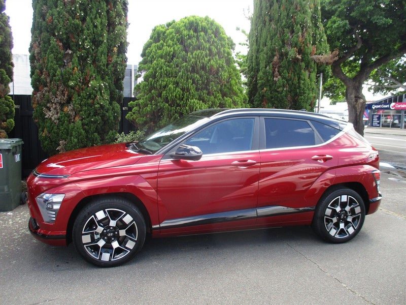 2023 Hyundai Kona LOUNGE 64KWH, photo 3