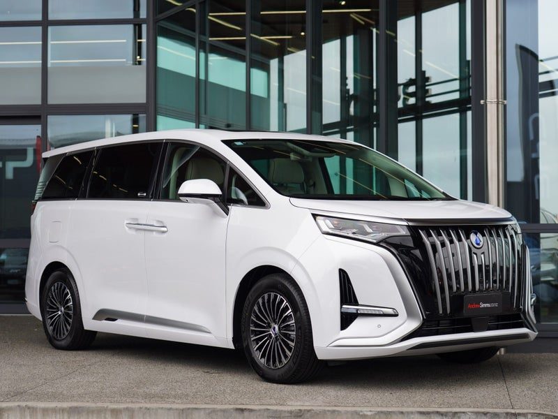 2026 DENZA D9 Premium AWD 103kwH EV 7-Seat