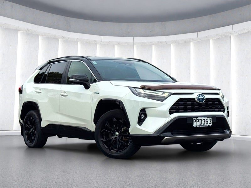 2022 Toyota RAV4 XSE - HYBRID