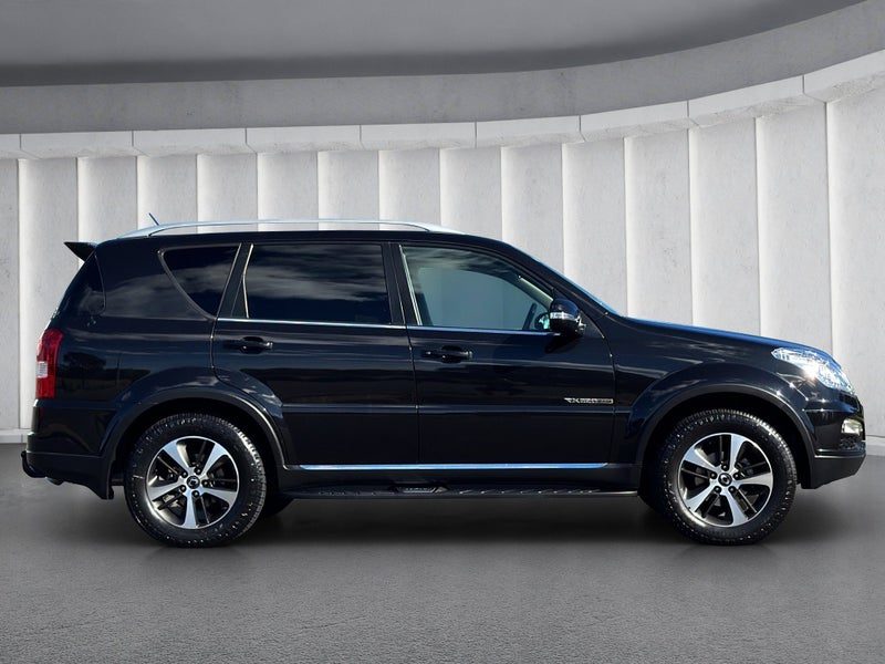 2016 SsangYong Rexton 4WD - ONE OWNER, photo 2