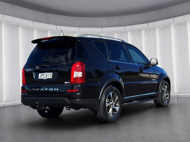 2016 SsangYong Rexton 4WD - ONE OWNER, photo 3