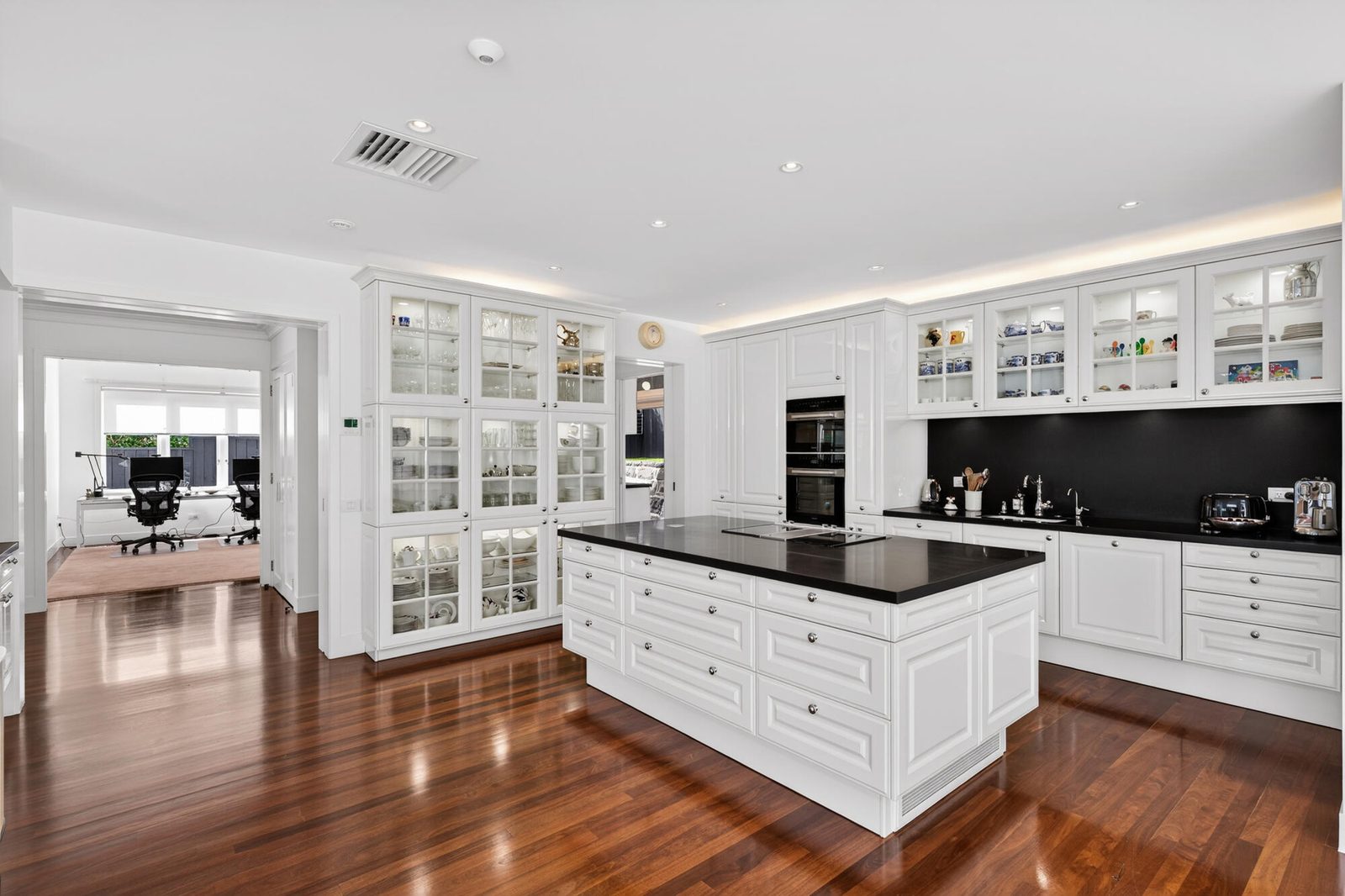13 Entrican Avenue, Remuera, photo 16