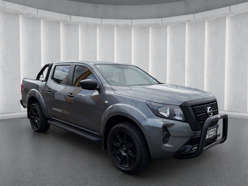 2022 Nissan Navara Sl