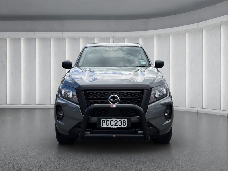 2022 Nissan Navara Sl, photo 2