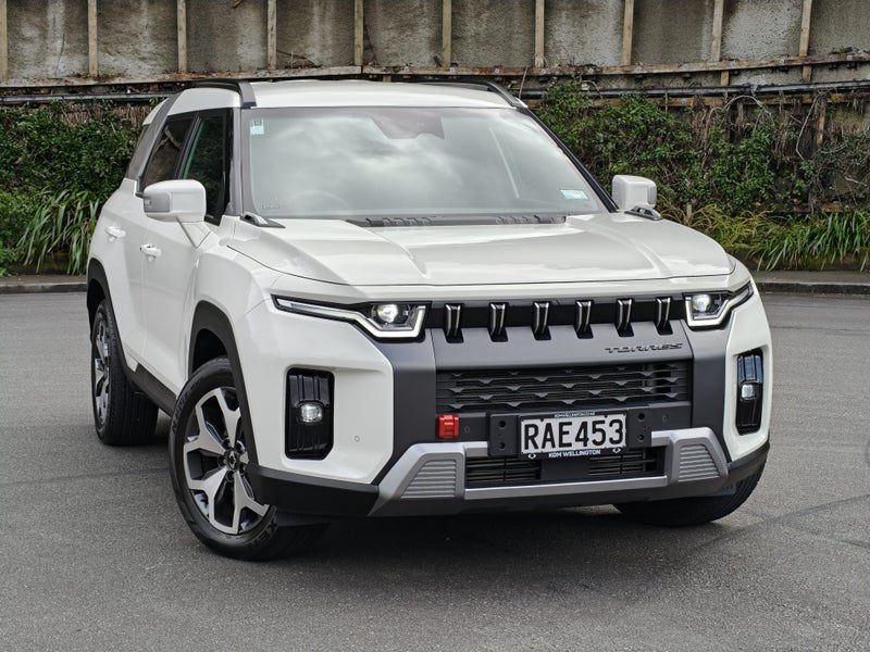 2025 KGM Torres 4Wd