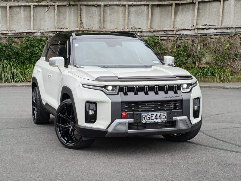2025 KGM Torres 4x4