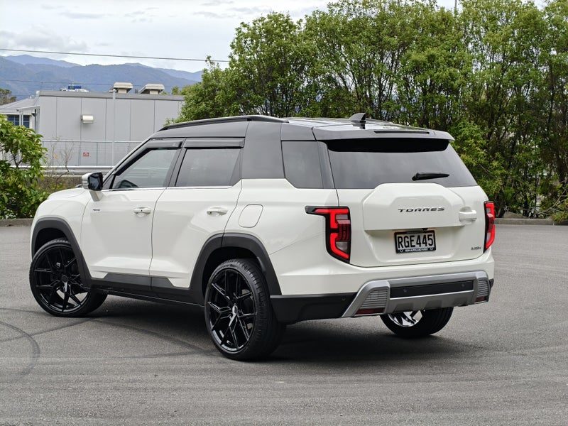 2025 KGM Torres 4x4, photo 2