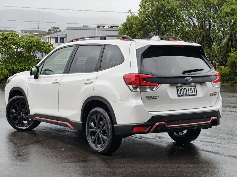 2023 Subaru Forester X Sport, photo 2